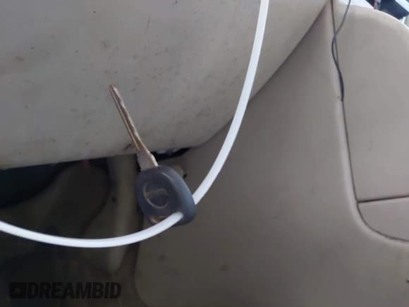 ✅ 2004 Chevrolet Suburban Z71 • VIN: 3GNFK16Z44G293667 • Лот: 42761842. Опубликован ранее на IAAI с пробегом 239 620 миль. Бесплатный доступ к архиву аукционных продаж из США и подробный отчёт об истории автомобиля на DreamBid. Изображение 11.