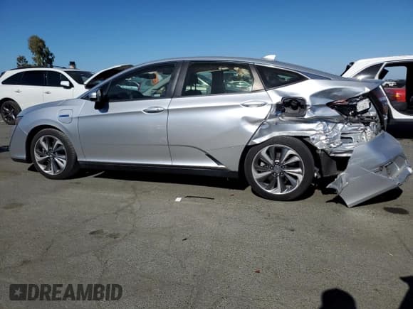 ✅ 2020 Honda Clarity • VIN: JHMZC5F13LC002533 • Lot: 76206644. Wystawiony na Copart z przebiegiem 144 022 mil. Bezpłatny archiwum sprzedaży aukcyjnych z USA i szczegółowy raport historii pojazdu na DreamBid. Zdjęcie 2.