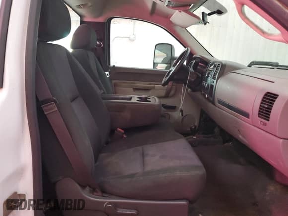 ✅ 2013 Chevrolet Silverado 2500HD Work Truck • VIN: 1GC0KVCG4DZ166135 • Лот: 68543465. Опубликован ранее на Copart с пробегом 134 928 миль. Бесплатный доступ к архиву аукционных продаж из США и подробный отчёт об истории автомобиля на DreamBid. Изображение 10.