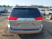 ✅ 2013 Toyota Sienna XLE AAS • VIN: 5TDYK3DC0DS306430 • Лот: 43016368. Опубликован ранее на IAAI с пробегом 194 382 миль. Бесплатный доступ к архиву аукционных продаж из США и подробный отчёт об истории автомобиля на DreamBid. Изображение 17.