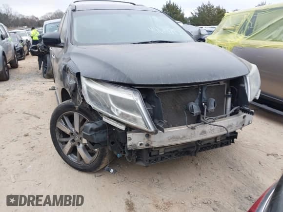 ✅ 2013 Nissan Pathfinder SV • VIN: 5N1AR2MMXDC668780 • Lot: 41160795. Listed on IAAI with 158,610 mi. Free auction sales archive from the USA and detailed vehicle history report at DreamBid. Image 6.