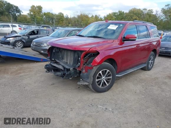 ✅ 2019 Ford Expedition XLT • VIN: 1FMJU1JT9KEA33569 • Lot: 43599809. Listed on IAAI with 56,799 mi. Free auction sales archive from the USA and detailed vehicle history report at DreamBid. Image 20.