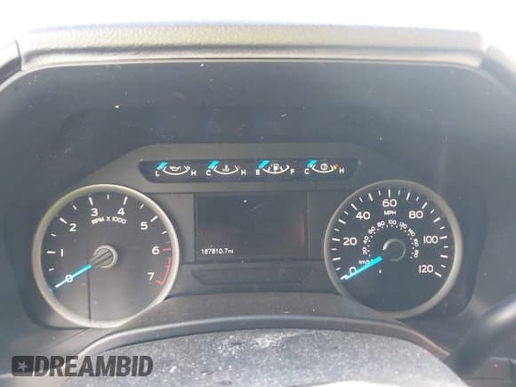 ✅ 2017 Ford F-150 XL • VIN: 1FTEW1EF6HFB64126 • Lot: 43448118. Listed on IAAI with 167,810 mi. Free auction sales archive from the USA and detailed vehicle history report at DreamBid. Image 7.