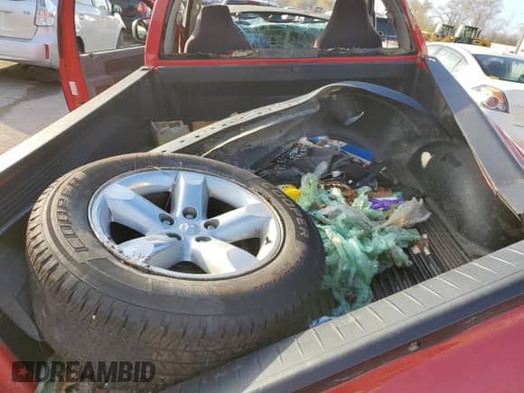 ✅ 2006 Dodge 1500 ST • VIN: 1D7HA16266J174792 • Лот: 80676294. Размещён на Copart с пробегом 187 660 миль миль. Получите бесплатный доступ к архиву аукционных продаж из США и посмотрите подробный отчёт об истории автомобиля на DreamBid. Изображение 10.