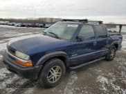 ✅ 2003 Chevrolet S-10 LS • VIN: 1GCDT13X73K155130 • Лот: 86704634. Опубликован ранее на Copart с пробегом 141 332 миль. Бесплатный доступ к архиву аукционных продаж из США и подробный отчёт об истории автомобиля на DreamBid. Изображение 1.