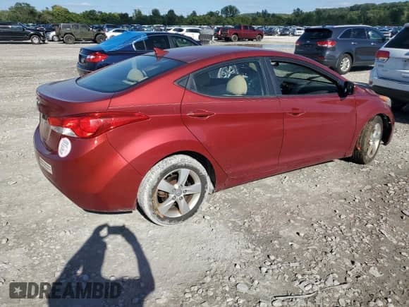 2013 Hyundai Elantra GLS с VIN 5NPDH4AE2DH341534, выставлен на аукционе Copart как лот 81841965 с пробегом Не указан миль и Списание • Salvage title. История ставок и продаж доступна на DreamBid. Изображение 3.