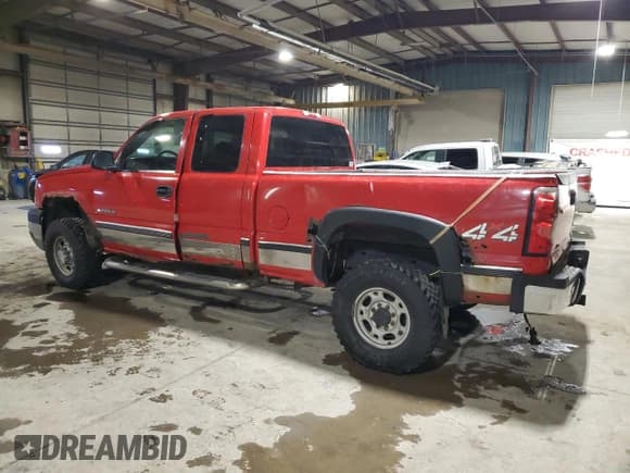 ✅ 2005 Chevrolet Silverado 2500HD LT • VIN: 1GCHK29U95E316280 • Lot: 45484385. Listed on Copart with 165,218 mi. Free auction sales archive from the USA and detailed vehicle history report at DreamBid. Image 2.