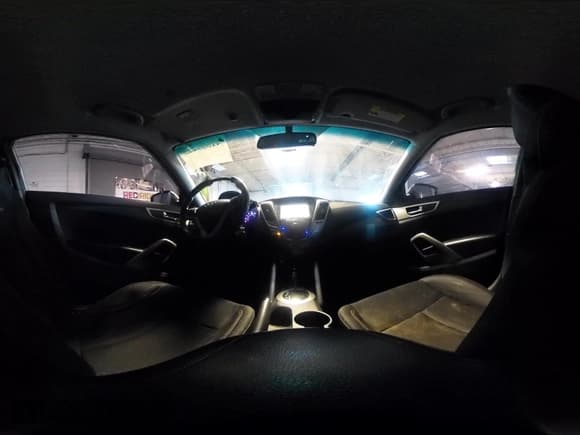 ✅ 2013 Hyundai Veloster w/Gray Int • VIN: KMHTC6AD4DU117924 • Lot: 41339465. Wystawiony na IAAI z przebiegiem 156 004 mil. Bezpłatny archiwum sprzedaży aukcyjnych z USA i szczegółowy raport historii pojazdu na DreamBid. Zdjęcie 19.