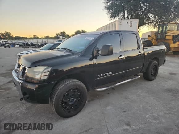 ✅ 2006 Nissan Titan SE • VIN: 1N6BA07A16N555309 • Лот: 90711865. Опубликован ранее на Copart с пробегом 201 260 миль. Бесплатный доступ к архиву аукционных продаж из США и подробный отчёт об истории автомобиля на DreamBid. Изображение 1.