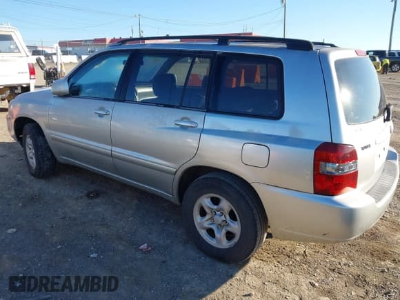 ✅ 2006 Toyota Highlander • VIN: JTEGD21A160146188 • Lot: 43820305. Listed on IAAI with 210,756 mi. Free auction sales archive from the USA and detailed vehicle history report at DreamBid. Image 3.