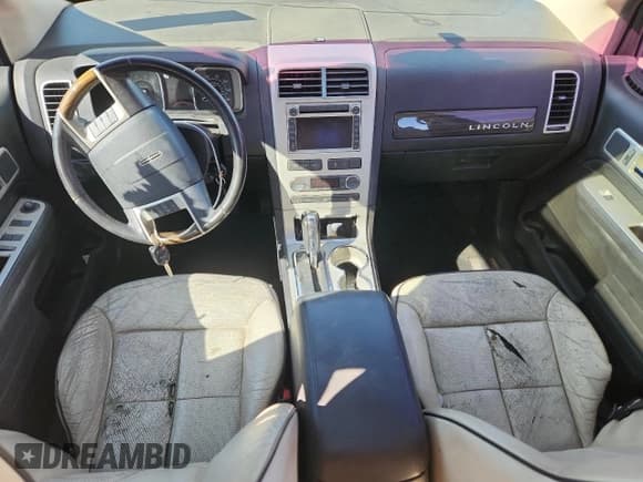 ✅ 2010 Lincoln MKX • VIN: 2LMDJ8JC0ABJ12061 • Лот: 91820515. Опубликован ранее на Copart с пробегом 152 092 миль. Бесплатный доступ к архиву аукционных продаж из США и подробный отчёт об истории автомобиля на DreamBid. Изображение 8.