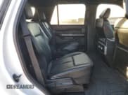 ✅ 2021 Ford Expedition XLT • VIN: 1FMJU1JT9MEA58698 • Лот: 87199555. Опубликован ранее на Copart с пробегом 88 156 миль. Бесплатный доступ к архиву аукционных продаж из США и подробный отчёт об истории автомобиля на DreamBid. Изображение 11.