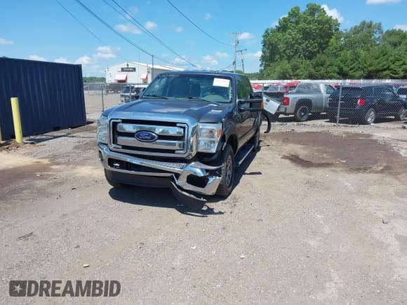 ✅ 2016 Ford F-250 Lariat • VIN: 1FT7W2B67GEC91880 • Lot: 42614383. Listed on IAAI with 248,879 mi. Free auction sales archive from the USA and detailed vehicle history report at DreamBid. Image 18.