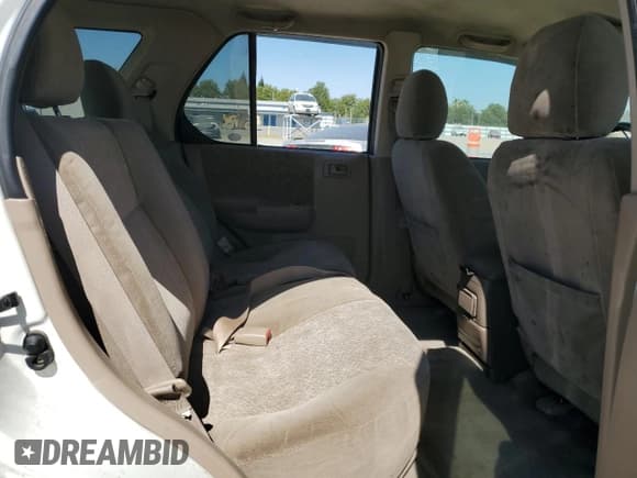 ✅ 2002 Isuzu Rodeo S • VIN: 4S2CK58W524304356 • Lot: 65493055. Wystawiony na Copart z przebiegiem 211 474 mil. Bezpłatny archiwum sprzedaży aukcyjnych z USA i szczegółowy raport historii pojazdu na DreamBid. Zdjęcie 11.