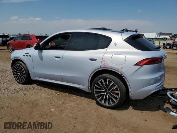 ✅ 2023 Maserati Grecale Modena • VIN: ZN682AVM6P7407903 • Lot: 66948375. Listed on Copart with 33,334 mi. Free auction sales archive from the USA and detailed vehicle history report at DreamBid. Image 2.