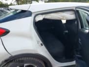 ✅ 2018 Toyota C-HR XLE • VIN: NMTKHMBX3JR011591 • Lot: 43309934. Wystawiony na IAAI z przebiegiem 165 730 mil. Bezpłatny archiwum sprzedaży aukcyjnych z USA i szczegółowy raport historii pojazdu na DreamBid. Zdjęcie 8.