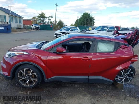 ✅ 2018 Toyota C-HR XLE Premium • VIN: NMTKHMBX3JR030514 • Лот: 43514058. Опубликован ранее на IAAI с пробегом 158 374 миль. Бесплатный доступ к архиву аукционных продаж из США и подробный отчёт об истории автомобиля на DreamBid. Изображение 14.