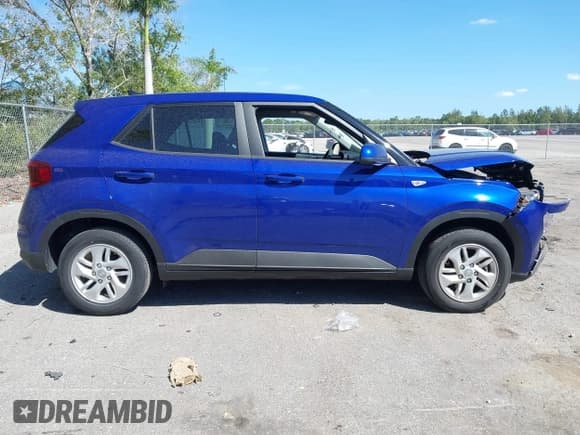 ✅ 2022 Hyundai Venue SE • VIN: KMHRB8A3XNU199174 • Lot: 41758212. Listed on IAAI with 6,334 mi. Free auction sales archive from the USA and detailed vehicle history report at DreamBid. Image 14.