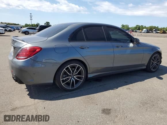 ✅ 2020 Mercedes-Benz C 43 AMG • VIN: 55SWF6EB5LU333787 • Lot: 65736155. Wystawiony na Copart z przebiegiem 34 019 mil. Bezpłatny archiwum sprzedaży aukcyjnych z USA i szczegółowy raport historii pojazdu na DreamBid. Zdjęcie 3.