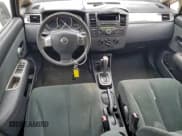 ✅ 2011 Nissan Versa S • VIN: 3N1BC1AP2BL423429 • Лот: 94353365. Опубликован ранее на Copart с пробегом 56 880 миль. Бесплатный доступ к архиву аукционных продаж из США и подробный отчёт об истории автомобиля на DreamBid. Изображение 8.