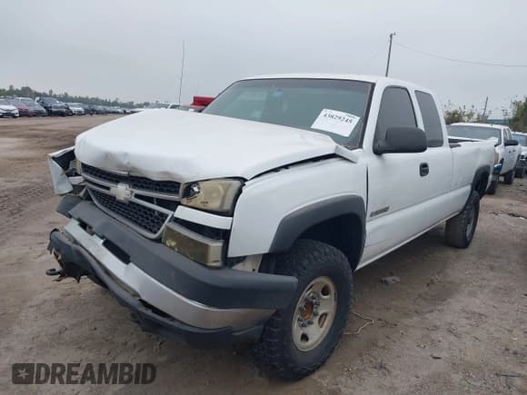 ✅ 2007 Chevrolet Silverado 2500HD Work Truck • VIN: 1GCHC29U77E172177 • Lot: 43829245. Listed on IAAI with 358,136 mi. Free auction sales archive from the USA and detailed vehicle history report at DreamBid. Image 2.