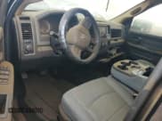 ✅ 2018 Ram 1500 Tradesman • VIN: 1C6RR6FGXJS299563 • Лот: 49690135. Опубликован ранее на Copart с пробегом Не указан. Бесплатный доступ к архиву аукционных продаж из США и подробный отчёт об истории автомобиля на DreamBid. Изображение 8.