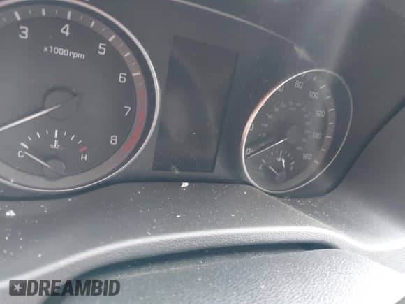 2017 Hyundai Elantra Limited с VIN KMHD84LF3HU176798, выставлен на аукционе IAAI как лот 41948242 с пробегом Не указан миль и . История ставок и продаж доступна на DreamBid. Изображение 7.