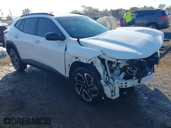 2024 Chevrolet Trax 2RS with VIN KL77LJE23RC158492, listed as a IAAI auction lot 43164357 with 23,790 mi miles and . Bid and sale history available at DreamBid. Image 1.