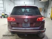 ✅ 2017 Volkswagen Touareg Wolfsburg Edition • VIN: WVGRF7BPXHD003559 • Lot: 41532925. Listed on Copart with 117,801 mi. Free auction sales archive from the USA and detailed vehicle history report at DreamBid. Image 6.