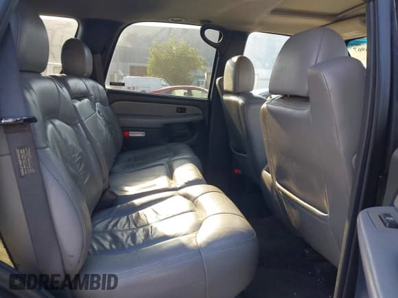 ✅ 2001 Chevrolet Tahoe LT • VIN: 1GNEK13T01J118662 • Lot: 43786967. Listed on IAAI with 346,882 mi. Free auction sales archive from the USA and detailed vehicle history report at DreamBid. Image 8.
