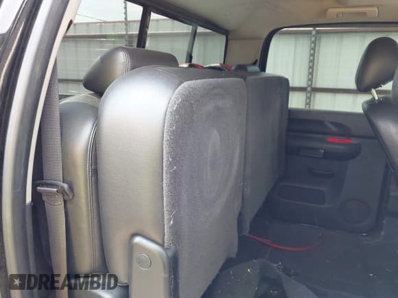 ✅ 2013 Chevrolet Silverado 1500 LT • VIN: 3GCPCSE06DG213630 • Lot: 43180548. Listed on IAAI with 167,431 mi. Free auction sales archive from the USA and detailed vehicle history report at DreamBid. Image 8.