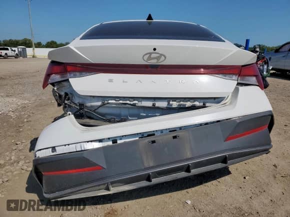 2024 Hyundai Elantra SE with VIN KMHLL4DG3RU683297, listed as a Copart auction lot 80166605 with 15,645 mi miles and Salvage title. Bid and sale history available at DreamBid. Image 6.