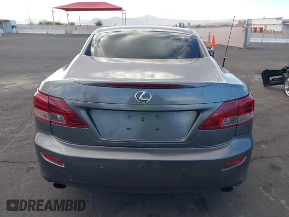 ✅ 2012 Lexus IS 250 C • VIN: JTHFF2C28C2523131 • Lot: 43852740. Listed on IAAI with 156,061 mi. Free auction sales archive from the USA and detailed vehicle history report at DreamBid. Image 19.