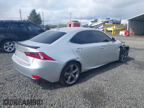 ✅ 2014 Lexus IS 250 • VIN: JTHCF1D22E5004475 • Lot: 41913779. Listed on IAAI with 113,113 mi. Free auction sales archive from the USA and detailed vehicle history report at DreamBid. Image 4.