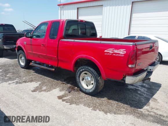 ✅ 2000 Ford F-150 XL • VIN: 1FTRX18L1YKA01343 • Лот: 42774074. Опубликован ранее на IAAI с пробегом Не указан. Бесплатный доступ к архиву аукционных продаж из США и подробный отчёт об истории автомобиля на DreamBid. Изображение 3.