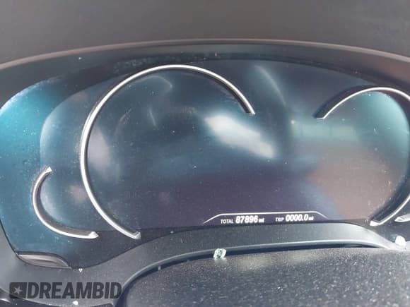 ✅ 2018 BMW 5 Series M550i xDrive • VIN: WBAJB9C56JB035929 • Lot: 41732048. Listed on IAAI with 87,896 mi. Free auction sales archive from the USA and detailed vehicle history report at DreamBid. Image 7.