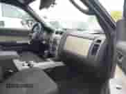 2010 Mercury Mariner с VIN 4M2CN8B72AKJ13326, выставлен на аукционе IAAI как лот 42284718 с пробегом 189 505 миль миль и . История ставок и продаж доступна на DreamBid. Изображение 5.