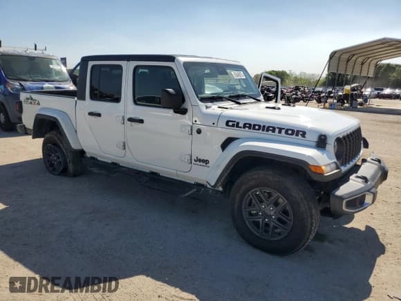 ✅ 2024 Jeep Gladiator Sport S • VIN: 1C6JJTAG1RL113909 • Lot: 53649075. Wystawiony na Copart z przebiegiem 6 136 mil. Bezpłatny archiwum sprzedaży aukcyjnych z USA i szczegółowy raport historii pojazdu na DreamBid. Zdjęcie 4.