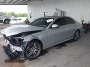 ✅ 2019 Mercedes-Benz E 300 • VIN: WDDZF4JB1KA594002 • Lot: 42622809. Wystawiony na IAAI z przebiegiem 64 500 mil. Bezpłatny archiwum sprzedaży aukcyjnych z USA i szczegółowy raport historii pojazdu na DreamBid. Zdjęcie 2.