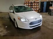 ✅ 2014 Ford Focus Electric • VIN: 1FADP3R45EL344648 • Лот: 57118335. Опубликован ранее на Copart с пробегом 60 347 миль. Бесплатный доступ к архиву аукционных продаж из США и подробный отчёт об истории автомобиля на DreamBid. Изображение 13.