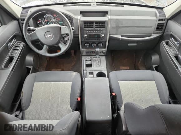 ✅ 2009 Jeep Liberty Sport • VIN: 1J8GN28K79W540627 • Lot: 93019575. Listed on Copart with 216,462 mi. Free auction sales archive from the USA and detailed vehicle history report at DreamBid. Image 8.