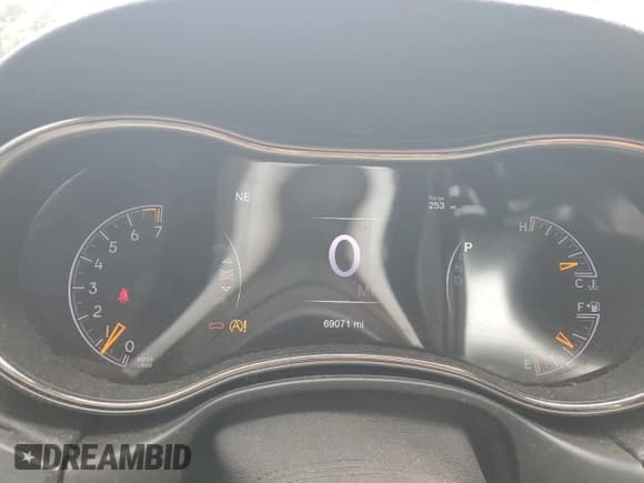 ✅ 2020 Jeep Grand Cherokee Limited X • VIN: 1C4RJEBG6LC202887 • Lot: 63793575. Listed on Copart with 69,071 mi. Free auction sales archive from the USA and detailed vehicle history report at DreamBid. Image 9.