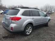 ✅ 2013 Subaru Outback Premium • VIN: 4S4BRCGC4D3239602 • Lot: 43753988. Listed on IAAI with 180,290 mi. Free auction sales archive from the USA and detailed vehicle history report at DreamBid. Image 4.