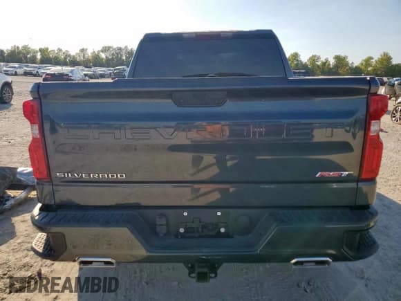 ✅ 2022 Chevrolet Silverado 1500 RST • VIN: 1GCUYEET0NZ201507 • Лот: 85364535. Опубликован ранее на Copart с пробегом 60 009 миль. Бесплатный доступ к архиву аукционных продаж из США и подробный отчёт об истории автомобиля на DreamBid. Изображение 6.