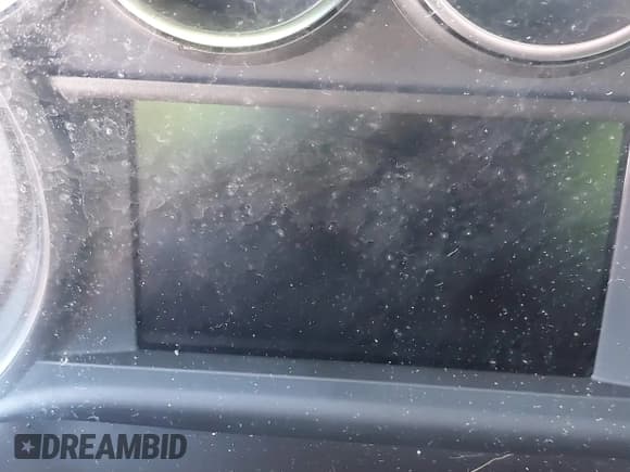 ✅ 2020 Chevrolet Silverado 1500 RST • VIN: 3GCUYEED9LG398957 • Lot: 43138680. Wystawiony na IAAI z przebiegiem Nie podano. Bezpłatny archiwum sprzedaży aukcyjnych z USA i szczegółowy raport historii pojazdu na DreamBid. Zdjęcie 7.