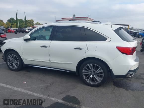 ✅ 2018 Acura MDX Technology • VIN: 5J8YD4H58JL024157 • Lot: 42781471. Listed on IAAI with 108,735 mi. Free auction sales archive from the USA and detailed vehicle history report at DreamBid. Image 15.