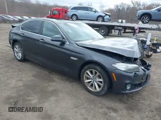 ✅ 2016 BMW 5 Series 528i xDrive • VIN: WBA5A7C5XGG152319 • Лот: 42053341. Опубликован ранее на IAAI с пробегом 90 500 миль. Бесплатный доступ к архиву аукционных продаж из США и подробный отчёт об истории автомобиля на DreamBid. Изображение 1.