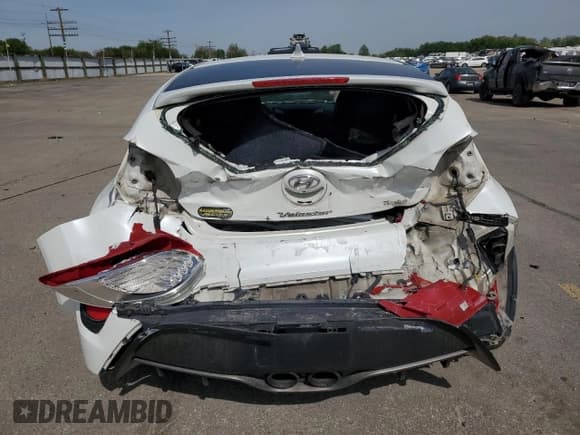 ✅ 2015 Hyundai Veloster Turbo • VIN: KMHTC6AE4FU232132 • Lot: 56314975. Wystawiony na Copart z przebiegiem 115 282 mil. Bezpłatny archiwum sprzedaży aukcyjnych z USA i szczegółowy raport historii pojazdu na DreamBid. Zdjęcie 6.