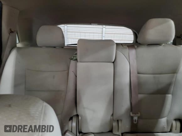 ✅ 2011 Kia Sorento LX • VIN: 5XYKT3A1XBG039698 • Lot: 68594055. Listed on Copart with 212,572 mi. Free auction sales archive from the USA and detailed vehicle history report at DreamBid. Image 10.