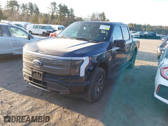 ✅ 2023 Ford F-150 Lightning Pro • VIN: 1FT6W1EV7PWG33511 • Lot: 41761149. Listed on IAAI with 10,501 mi. Free auction sales archive from the USA and detailed vehicle history report at DreamBid. Image 17.
